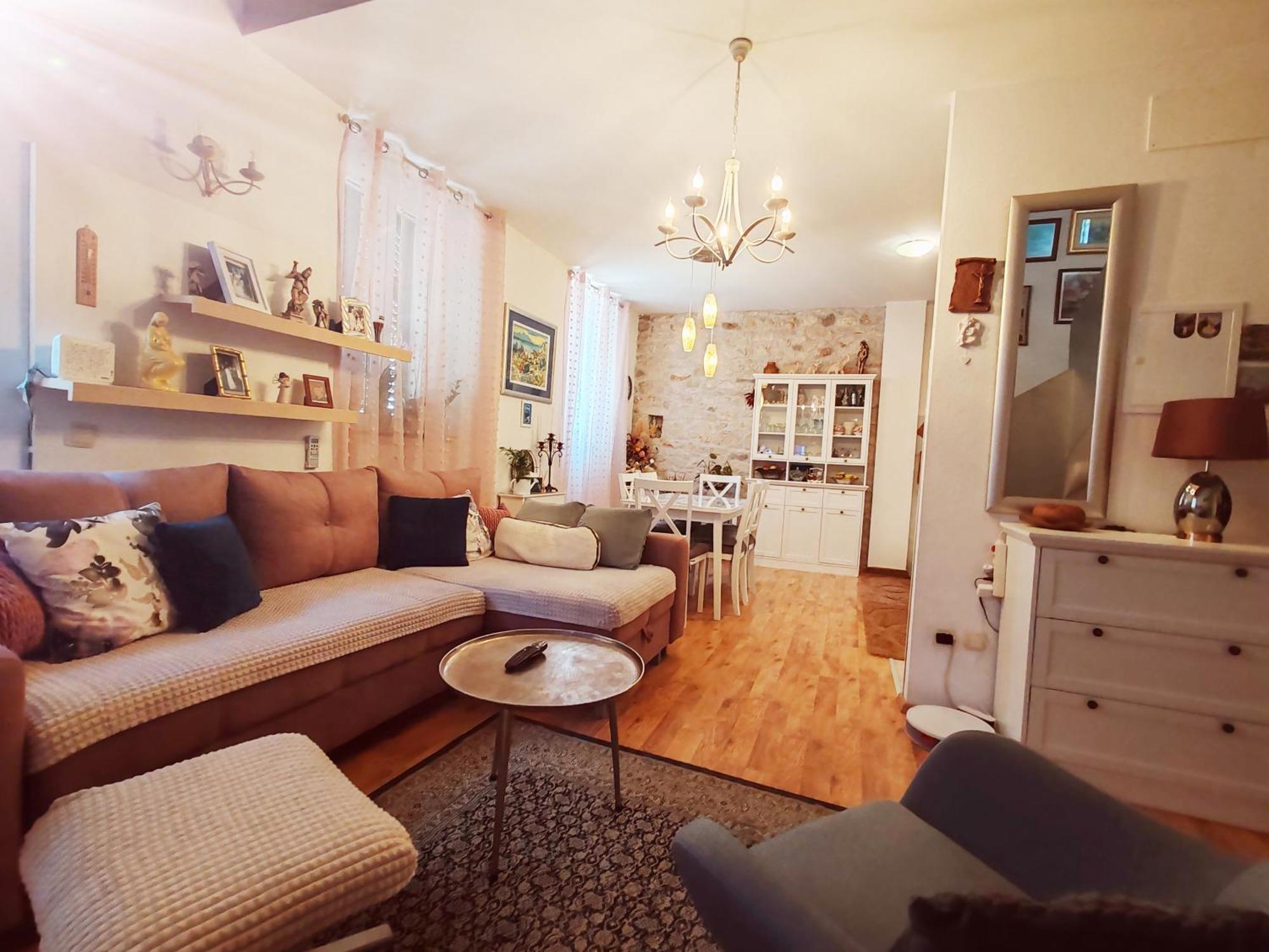 Apartman Hygge Omis Exterior photo