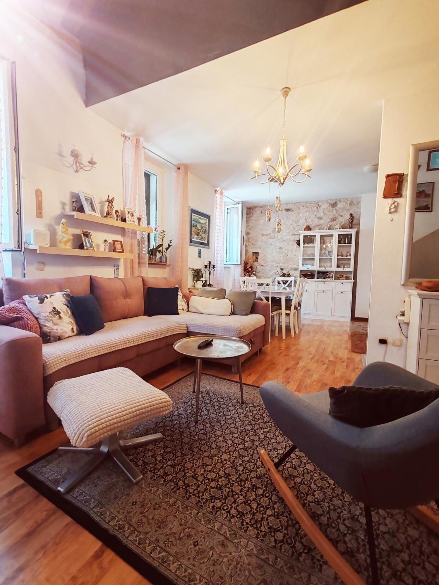 Apartman Hygge Omis Exterior photo